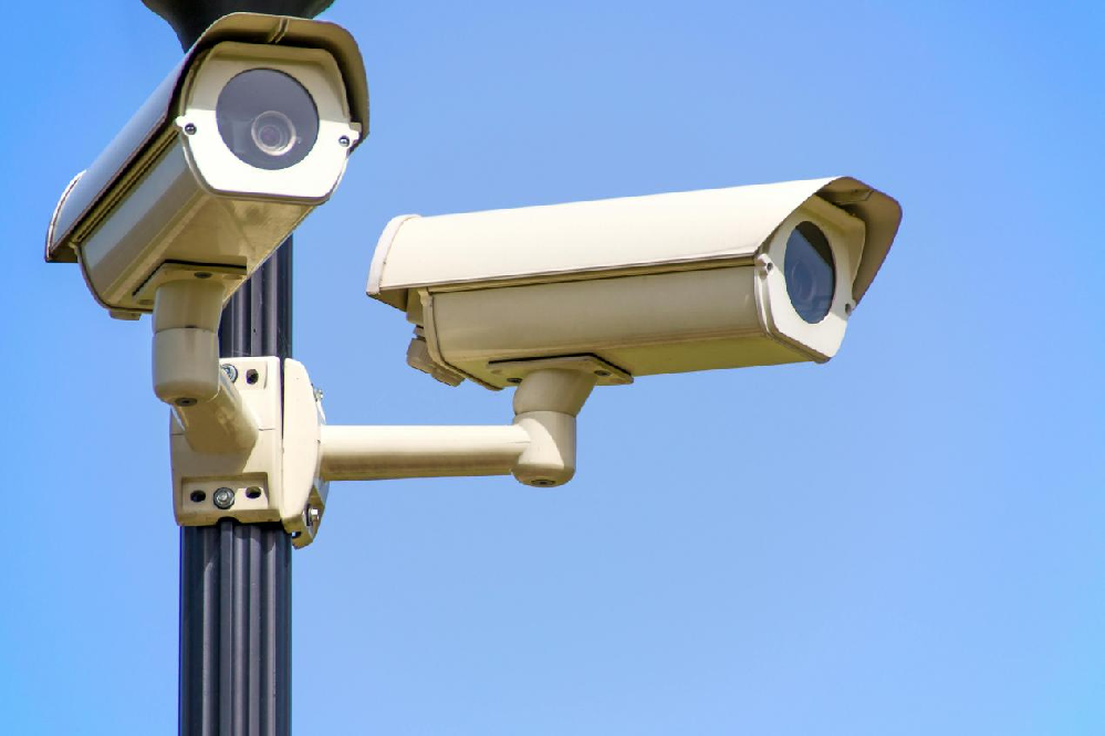 楼宇自控系统携手监控、入侵报警系统，筑牢楼宇安全防线